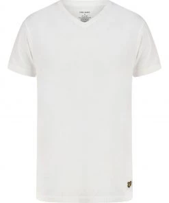 Lyle & Scott Natural V-Neck Lounge T-Shirts 3 Pack -Lyle & Scott Outlet | Sale unnamed file 106 scaled