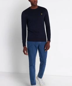 Lyle & Scott Crew-Neck Cotton Merino Jumper Emerald Green -Lyle & Scott Outlet | Sale unnamed file 1336 scaled