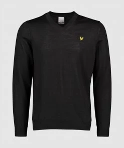 Lyle & Scott Golf Marl V-Neck Merino Jumper Black -Lyle & Scott Outlet | Sale unnamed file 1369 scaled