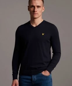 Lyle & Scott Plus V-Neck Cotton Merino Jumper Black