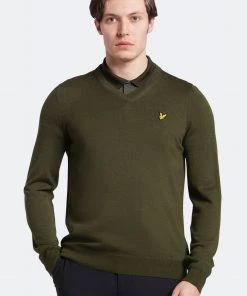 Lyle & Scott Green Golf V-Neck Pullover Fleece
