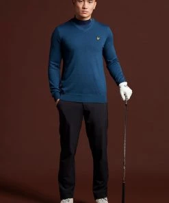 Lyle & Scott Blue Golf V-Neck Pullover Fleece -Lyle & Scott Outlet | Sale unnamed file 1481 scaled