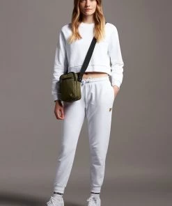 Lyle & Scott White Cropped Sweatshirt 7 Lyle & Scott White Cropped Sweatshirt -Lyle & Scott Outlet | Sale unnamed file 1505 scaled