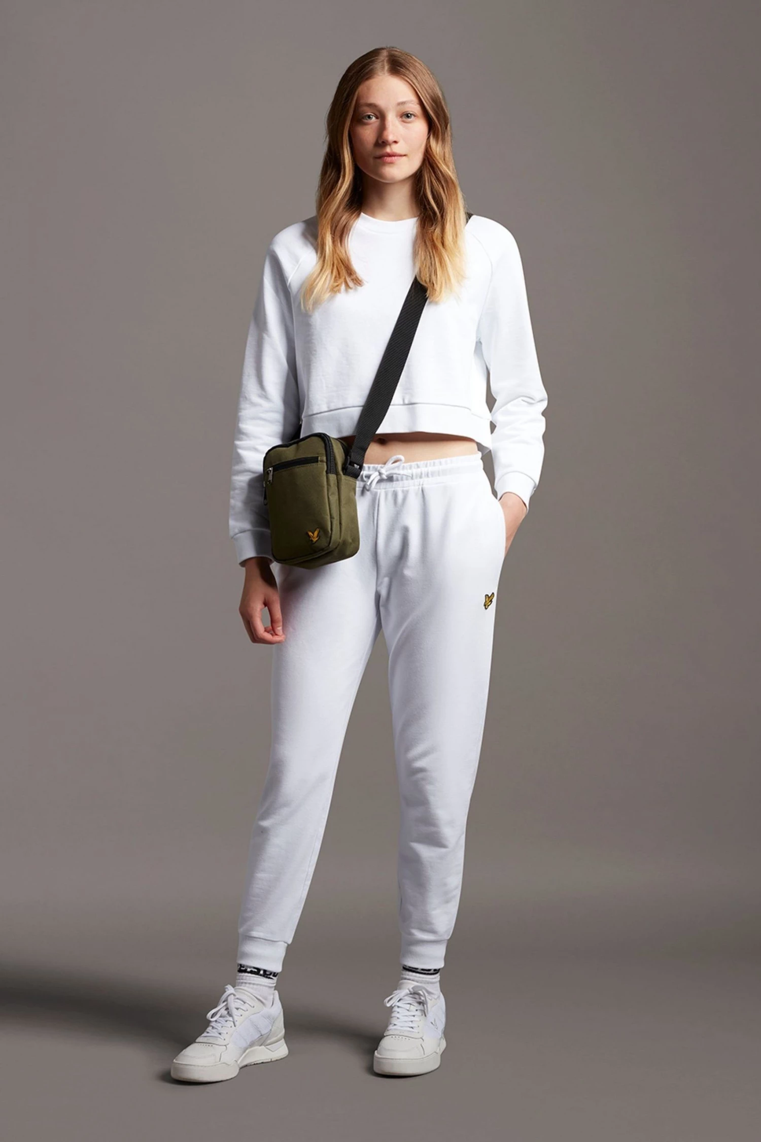 Lyle & Scott White Cropped Sweatshirt 3 Lyle & Scott White Cropped Sweatshirt - Image 3