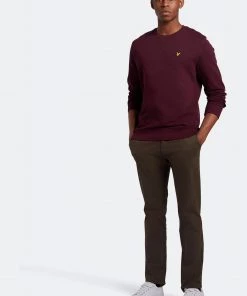 Lyle & Scott Red Crew Neck Sweatshirt -Lyle & Scott Outlet | Sale unnamed file 1561 scaled