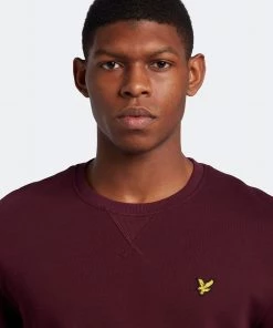 Lyle & Scott Red Crew Neck Sweatshirt -Lyle & Scott Outlet | Sale unnamed file 1562 scaled