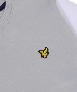 Lyle & Scott Grey Crew Neck Sweatshirt 6 Lyle & Scott Grey Crew Neck Sweatshirt -Lyle & Scott Outlet | Sale unnamed file 1615 scaled