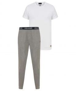 Lyle & Scott White Lounge Set Including Cuffed Bottoms And T-Shirt