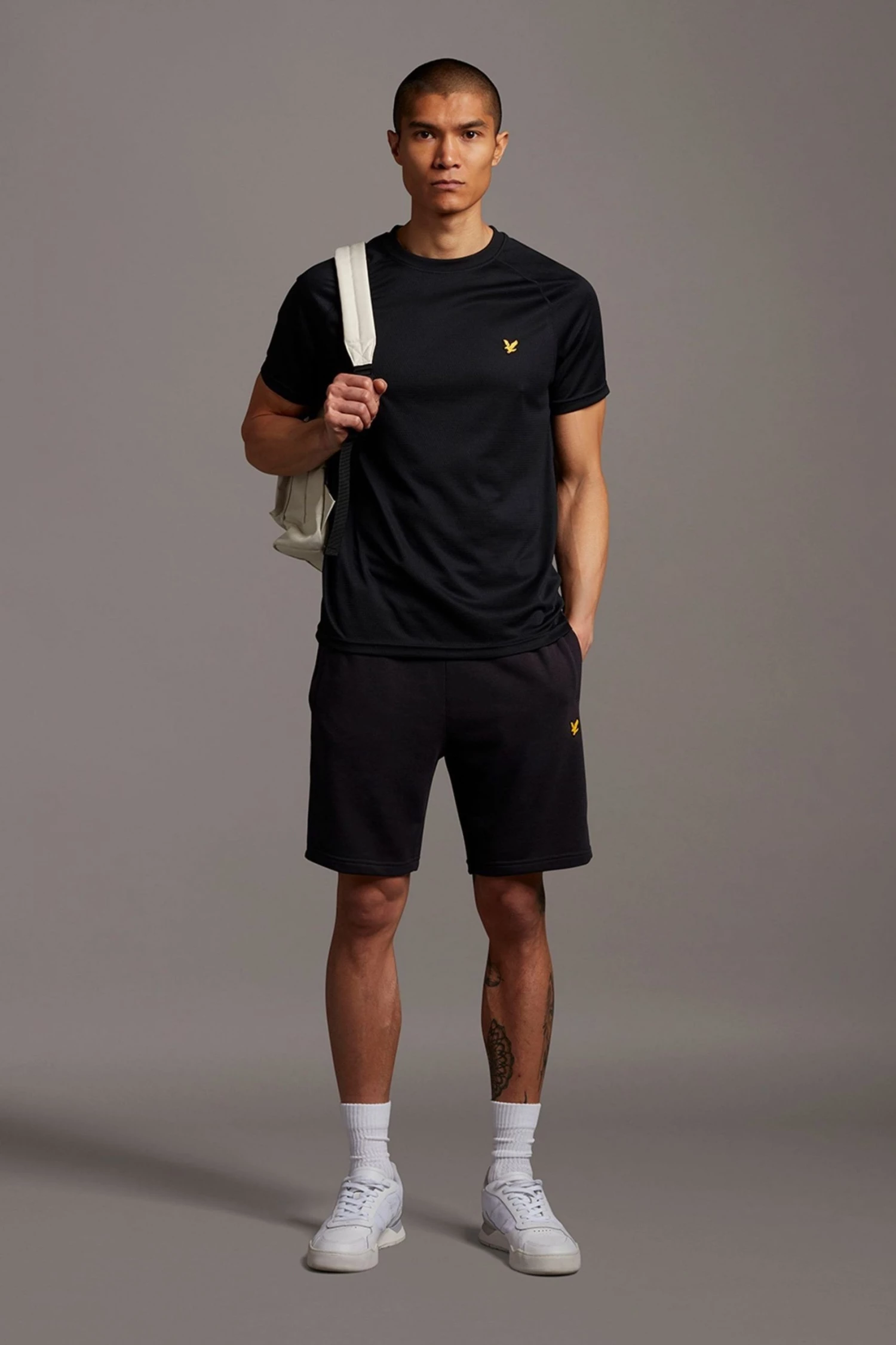 Lyle & Scott Black Sweat Shorts With Contrast 1 Lyle & Scott Black Sweat Shorts With Contrast