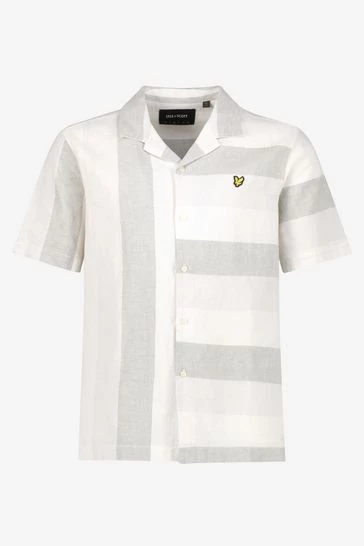 Lyle & Scott White Short Sleeve Artisan Resort Shirt 2 Lyle & Scott White Short Sleeve Artisan Resort Shirt - Image 2