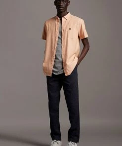 Lyle & Scott Yellow Short Sleeve Light Weight Slub Oxford Shirt -Lyle & Scott Outlet | Sale unnamed file 2163 scaled