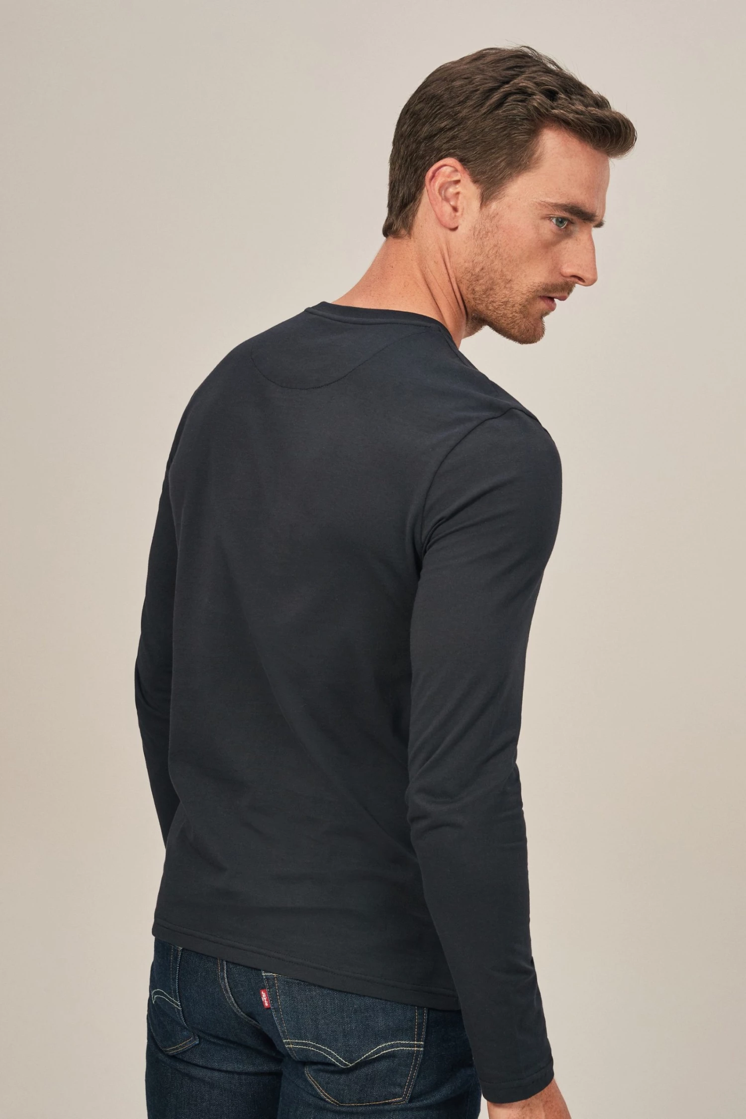 Lyle & Scott Long Sleeve T-Shirt Dark Navy 2 Lyle & Scott Long Sleeve T-Shirt Dark Navy - Image 2