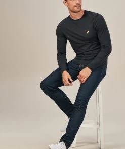 Lyle & Scott Long Sleeve T-Shirt Dark Navy 10 Lyle & Scott Long Sleeve T-Shirt Dark Navy -Lyle & Scott Outlet | Sale unnamed file 244 scaled