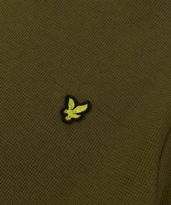 Lyle & Scott Green Textured T-Shirt 8 Lyle & Scott Green Textured T-Shirt -Lyle & Scott Outlet | Sale unnamed file 272 scaled