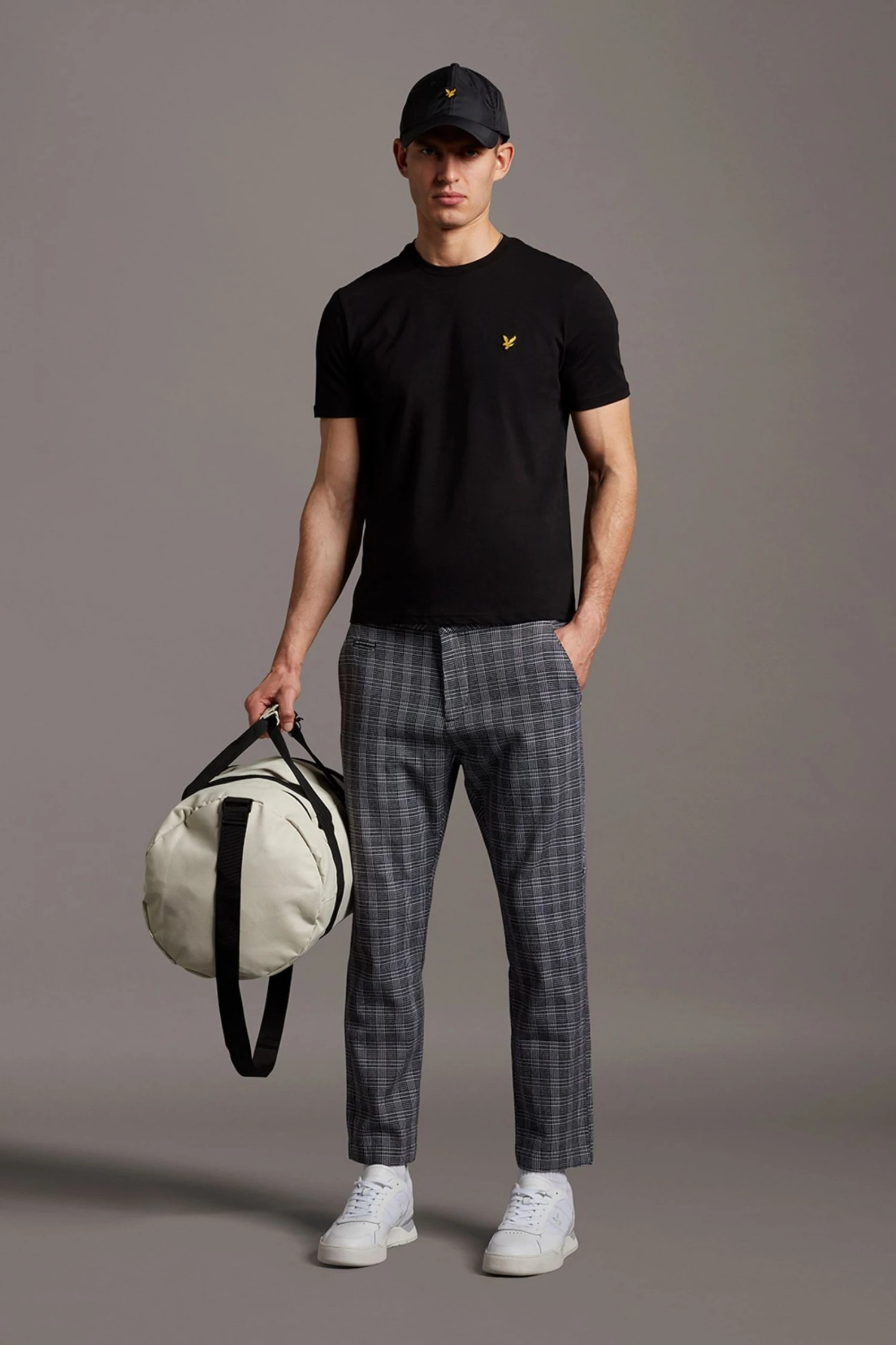 Lyle & Scott Organic Crew-Neck T-Shirt Navy 3 Lyle & Scott Organic Crew-Neck T-Shirt Navy - Image 3