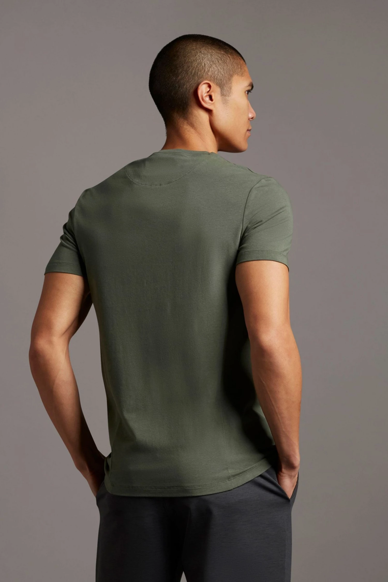 Lyle & Scott Green Smart Cell T-Shirt 2 Lyle & Scott Green Smart Cell T-Shirt - Image 2