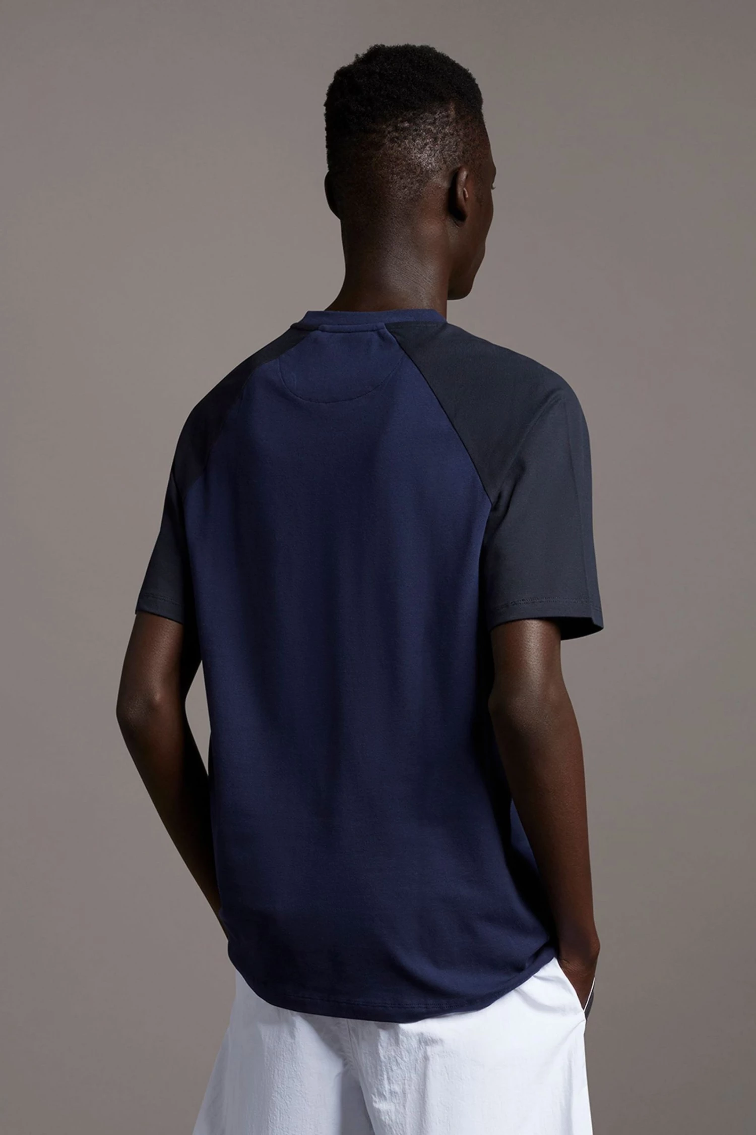 Lyle & Scott Blue Contrast Panel T-Shirt 2 Lyle & Scott Blue Contrast Panel T-Shirt - Image 2