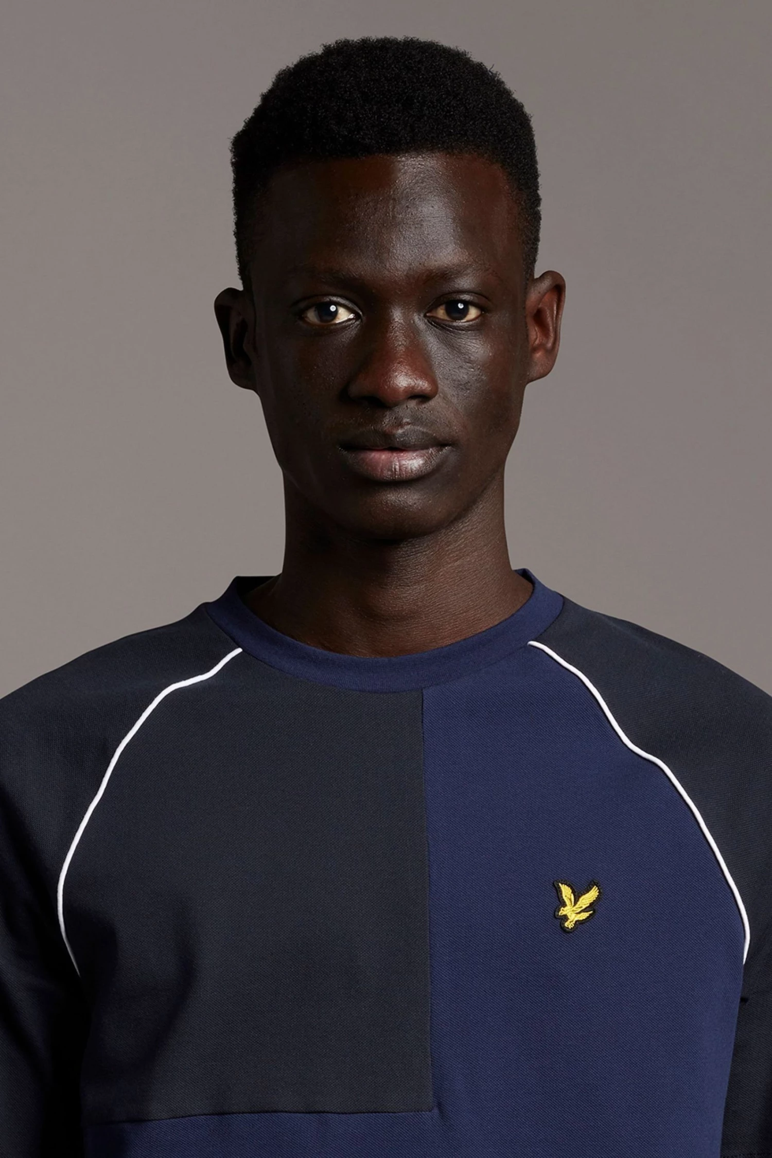 Lyle & Scott Blue Contrast Panel T-Shirt 4 Lyle & Scott Blue Contrast Panel T-Shirt - Image 4