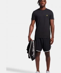 Lyle & Scott Black Flyer T-Shirt 8 Lyle & Scott Black Flyer T-Shirt -Lyle & Scott Outlet | Sale unnamed file 475 scaled