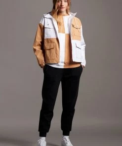 Lyle & Scott Brown Patchwork T-Shirt -Lyle & Scott Outlet | Sale unnamed file 486 scaled