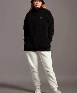 Lyle & Scott Black Fleece Hoodie -Lyle & Scott Outlet | Sale unnamed file 901 scaled